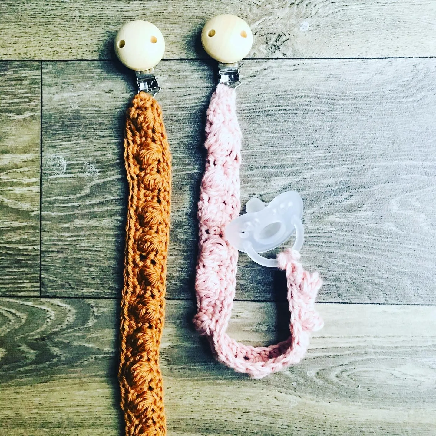 Pacifier clip, 100% cotton